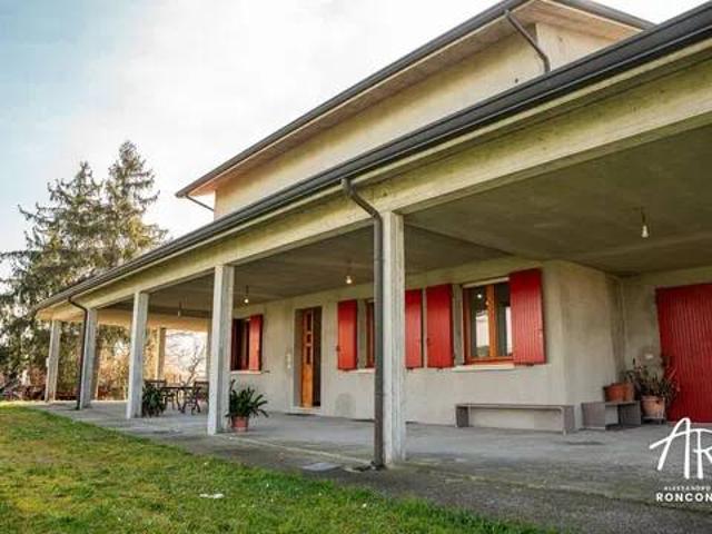 Villa Indipendente in vendita a Unione dei comuni Valle del Savio, Cesenà