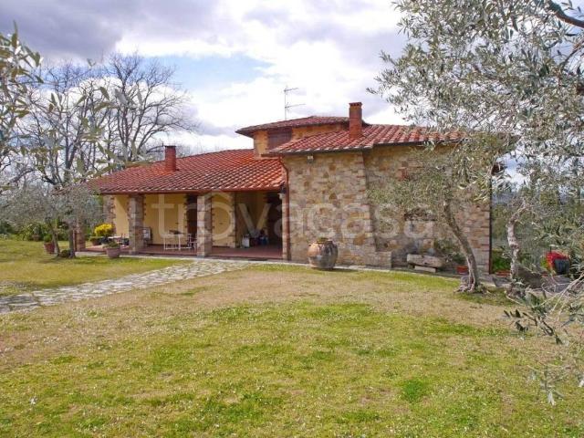 Villa Indipendente in vendita a Castelnuovo Berardenga, Toscana
