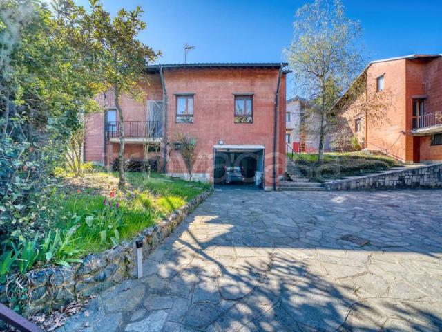 Villa Indipendente in vendita a Roaschia, Chieri