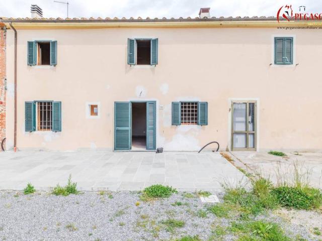 Villa Indipendente in vendita a Chiesina Uzzanese, Toscana