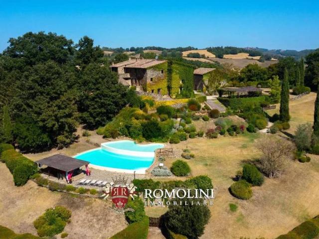 Villa Indipendente in vendita a Chiusdino, Siena
