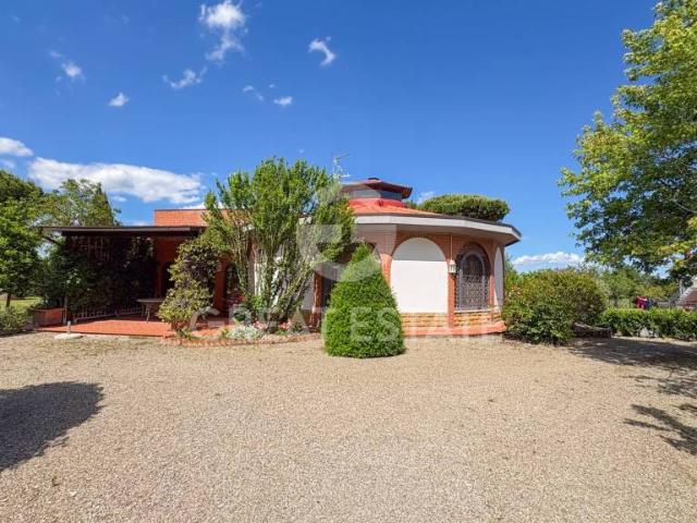Villa Indipendente in vendita a La Collina, Chiusi Città