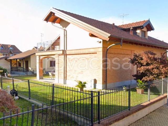Villa Indipendente in vendita a Castelrosso, Piemonte
