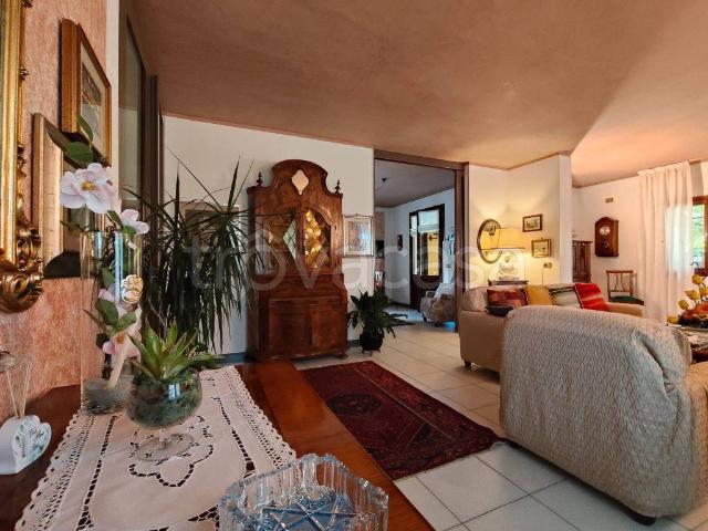 Villa Indipendente in vendita a Cittadella, Veneto