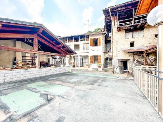 Villa Indipendente in vendita a Cellio con Breia, Piemonte