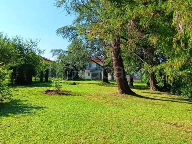 Villa Indipendente in vendita a Cividale del Friuli, Udine / Udin / Videm