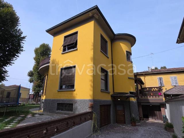 Villa Indipendente in vendita a Codogno, Lodi