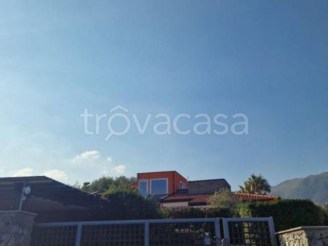 Villa Indipendente in vendita a Molinetto, Cogoleto