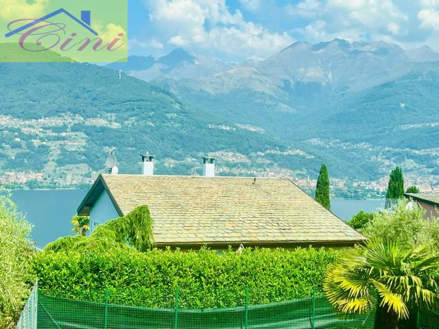 Villa Indipendente in vendita a Colico, Lombardia