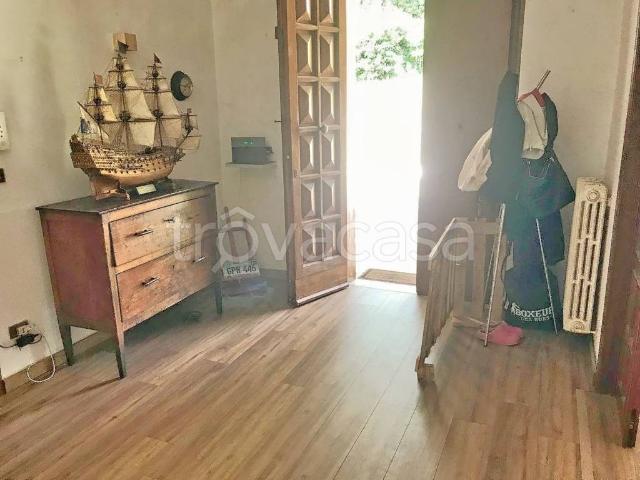 Villa Indipendente in vendita a Collesalvetti, Livorno