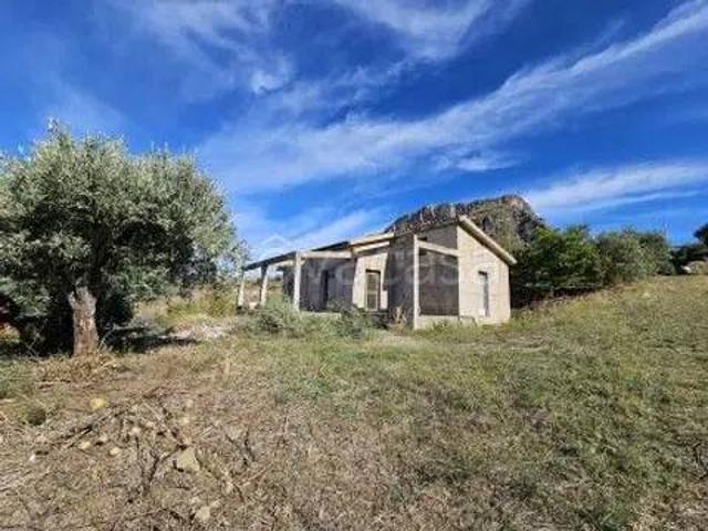 Villa Indipendente in vendita a Collesano, Sicilia