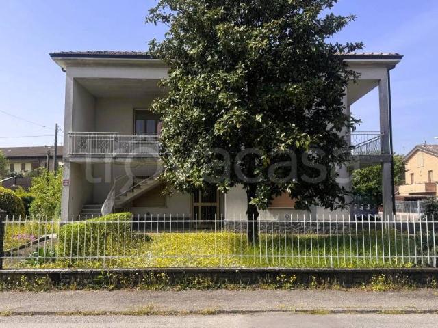 Villa Indipendente in vendita a Mazzabue, Colorno