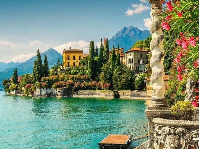Villa Indipendente in vendita a Como, Lombardia