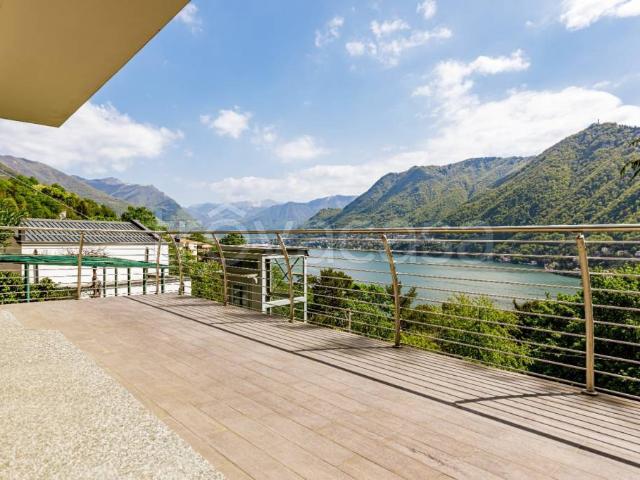 Villa Indipendente in vendita a Sant'Agostino, Como