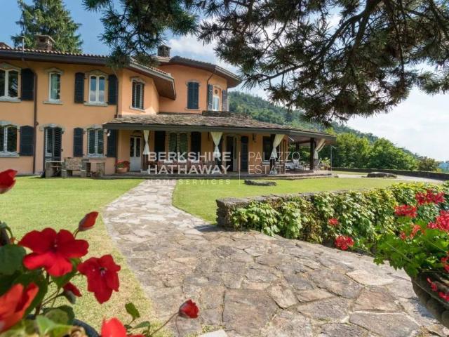 Villa Indipendente in vendita a Como Sole, Como