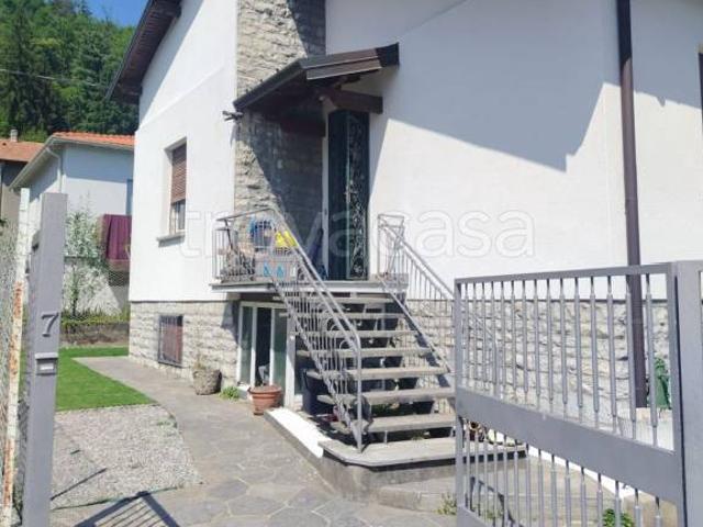 Villa Indipendente in vendita a Como, Lombardia