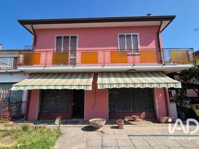 Villa Indipendente in vendita a Corbola, Veneto