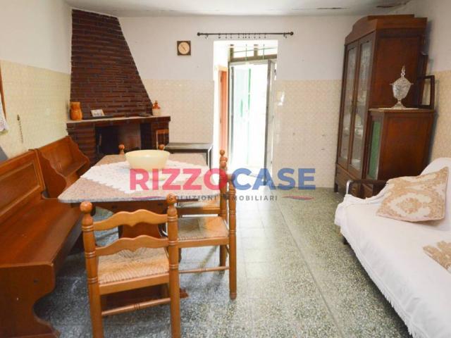 Villa Indipendente in vendita a Corigliano-Rossano, Calabria