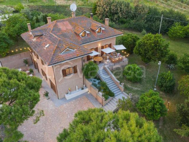 Villa Indipendente in vendita a Marche, Ancona