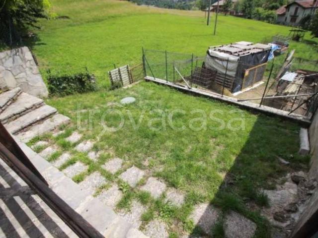 Villa Indipendente in vendita a Corna Imagna, Lombardia
