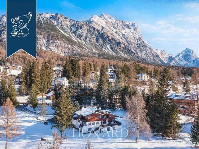 Villa Indipendente in vendita a Cortina D'ampezzo, Veneto