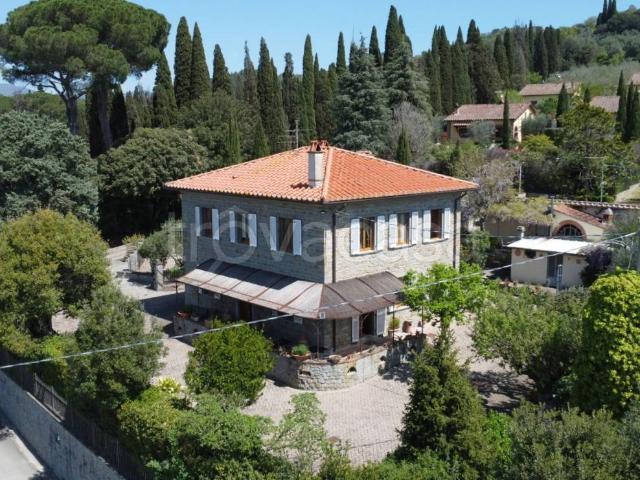Villa Indipendente in vendita a Cortona, Toscana