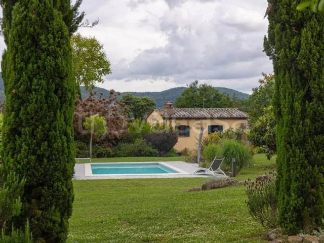 Villa Indipendente in vendita a Cortona, Toscana