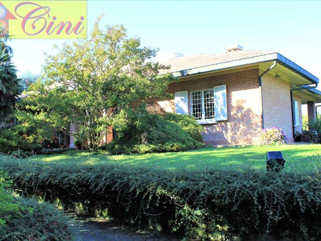 Villa Indipendente in vendita a Costa Masnaga, Lombardia
