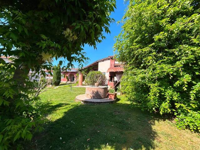 Villa Indipendente in vendita a Monteforte D'alpone, Veneto