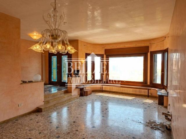 Villa Indipendente in vendita a San Marco, Creazzo