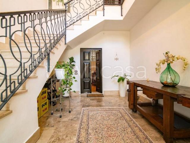 Villa Indipendente in vendita a Zona Po, Cremona