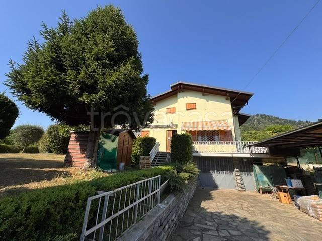 Villa Indipendente in vendita a Costa, Piemonte