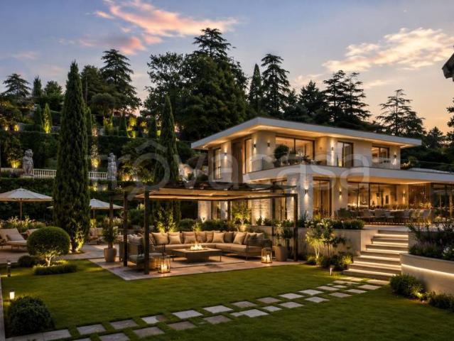 Villa Indipendente in vendita a Rivoltella del Garda, Desenzano Del Garda