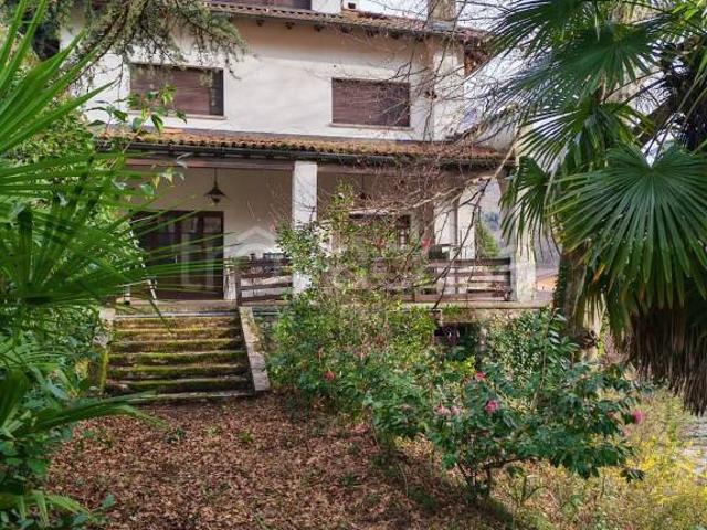 Villa Indipendente in vendita a Biazzeno, Dizzasco