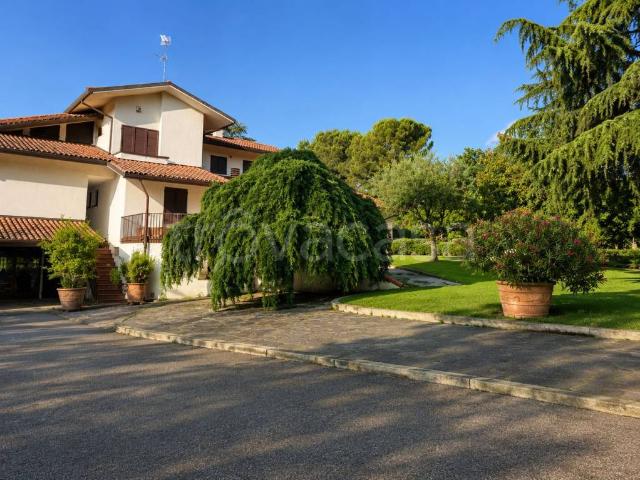Villa Indipendente in vendita a Nuovo Circondario Imolese, Dozza Imolese