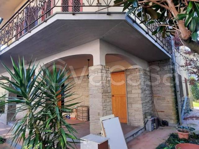 Villa Indipendente in vendita a Empoli, Italia