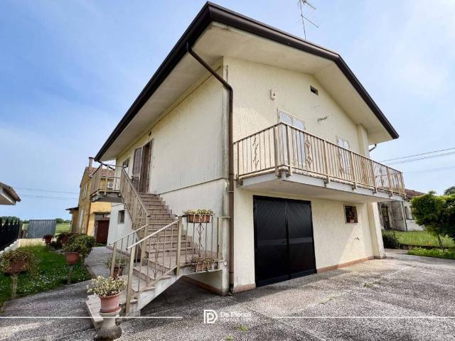 Villa Indipendente in vendita a Eraclea, Veneto