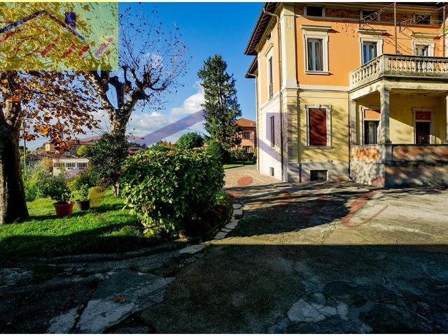 Villa Indipendente in vendita a Eupilio, Lombardia
