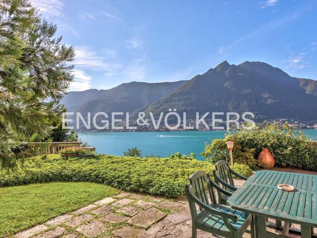 Villa Indipendente in vendita a Riva, Faggeto Lario