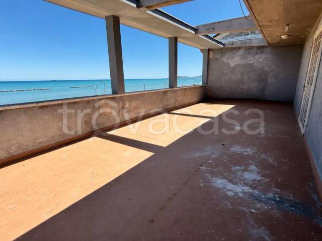 Villa Indipendente in vendita a Marche, Ancona