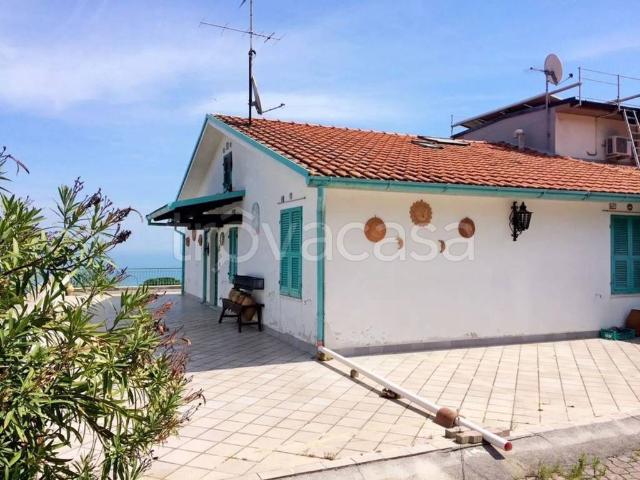 Villa Indipendente in vendita a Marche, Fermo
