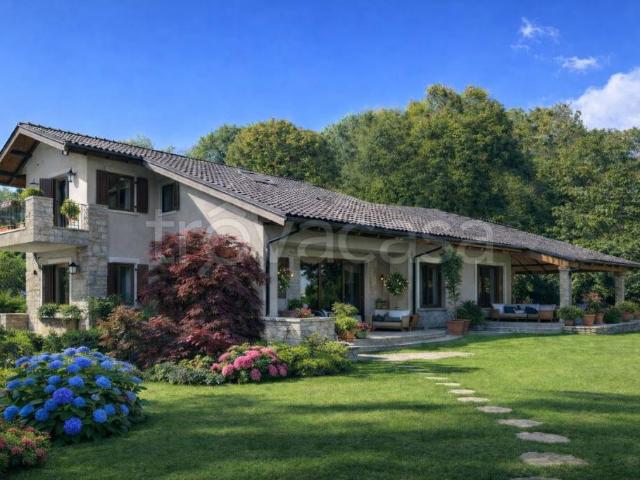 Villa Indipendente in vendita a Unione Montana di Comuni delle Valli di Lanzo, Ceronda e Casternone, Piemonte