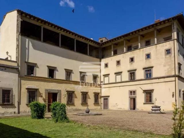 Villa Indipendente in vendita a Toscana