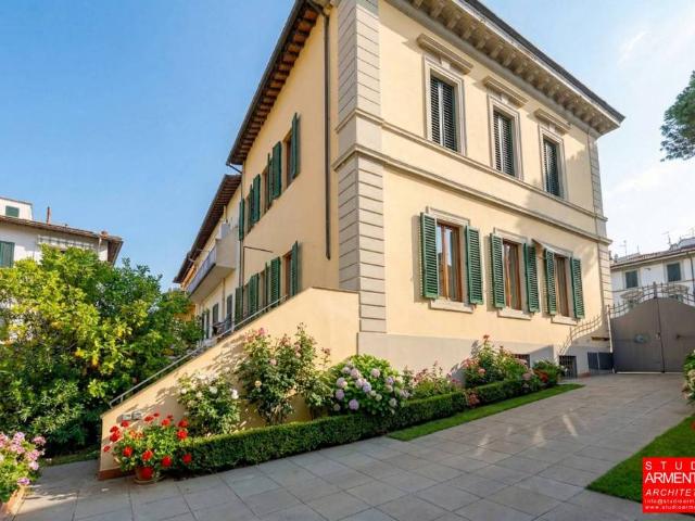 Villa Indipendente in vendita a Quartiere 2, Firenze