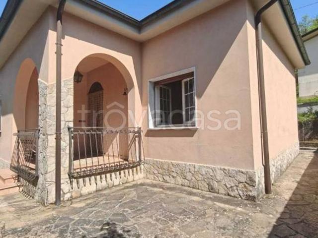 Villa Indipendente in vendita a Unione di comuni Montana Lunigiana, Fivizzano