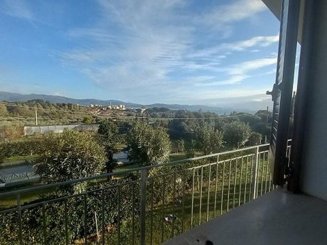 Villa Indipendente in vendita a Follonica, Toscana