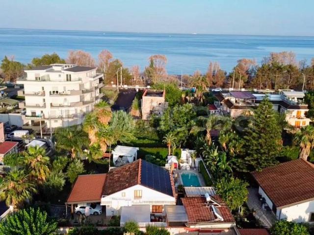 Villa Indipendente in vendita a Fondachello, Mascali