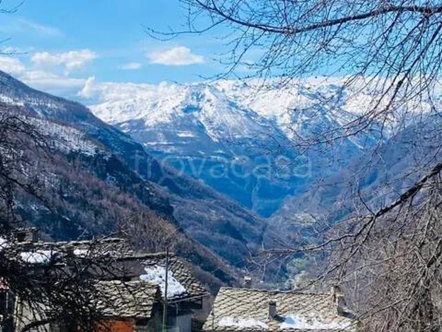 Villa Indipendente in vendita a Fontainemore, Aosta