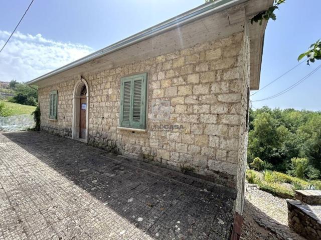 Villa Indipendente in vendita a Terre dell’Ufita, Fontanarosa