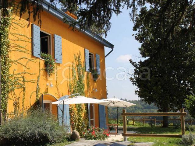 Villa Indipendente in vendita a Piemonte, Asti